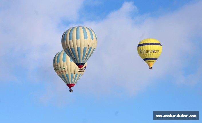 Kapadokya'da rüzgar balon turlarına engel oldu