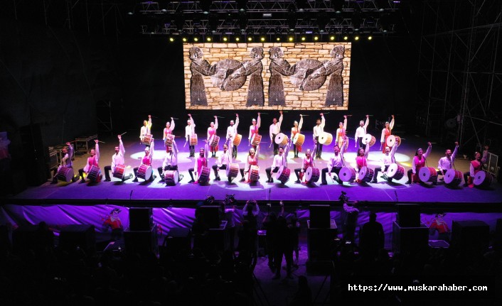 BALONFEST'te  dans gösterisi ve konser düzenlendi