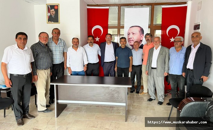 Menekşe'den Tatlarin belde başkanlığına ziyaret