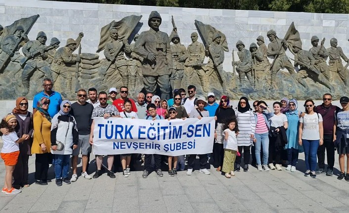 Türk Eğitim Sen; “Tarihe Yolculuk” gezisi düzenledi